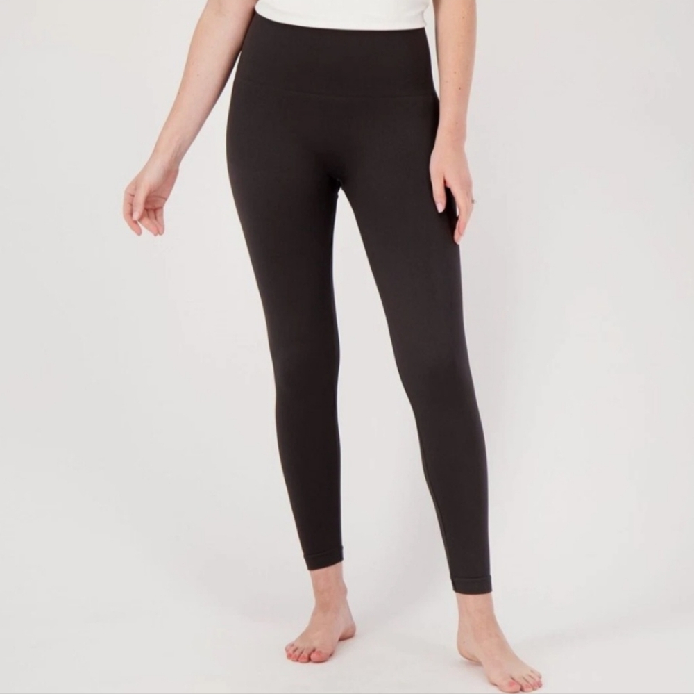 Black Seamless Compression Leggings NWT SMALL